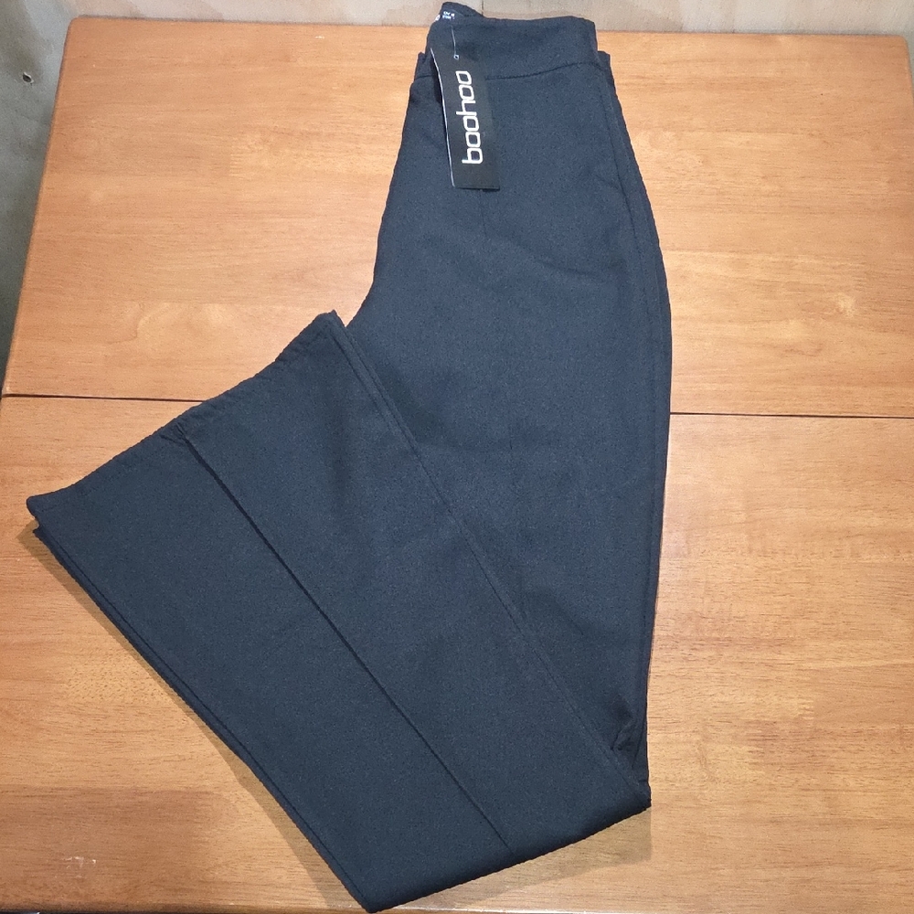 Boohoo Women's Petite Black Seam Detailed Flared‎ Tailored Trousers Size 6P